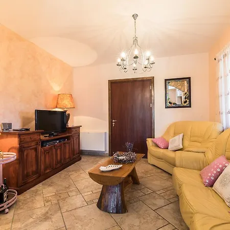 Villa Bacio 660